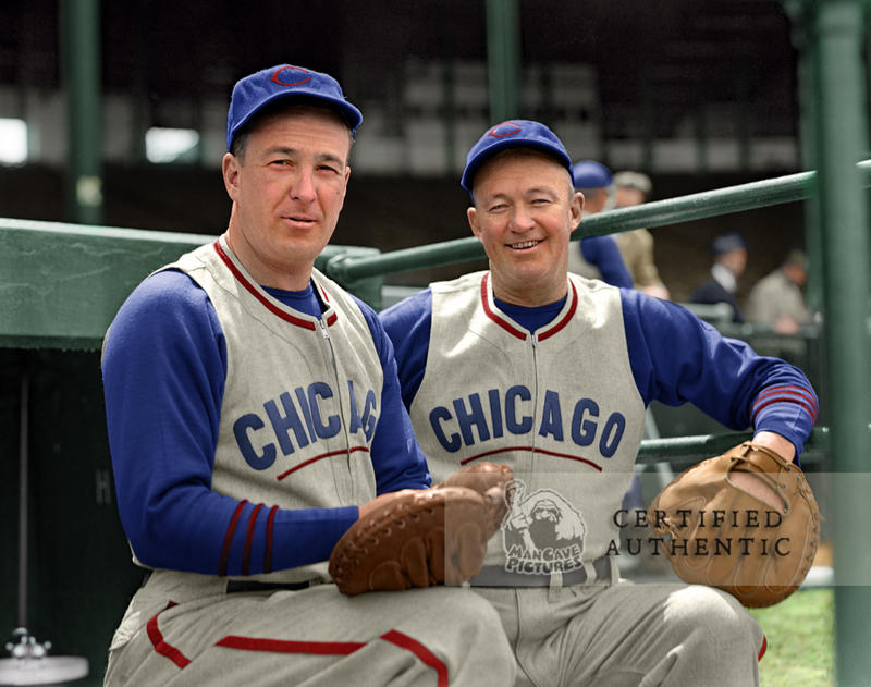 1541133483-613853-al-todd-and-manager-gabby-hartnett-1940-m-3.jpg