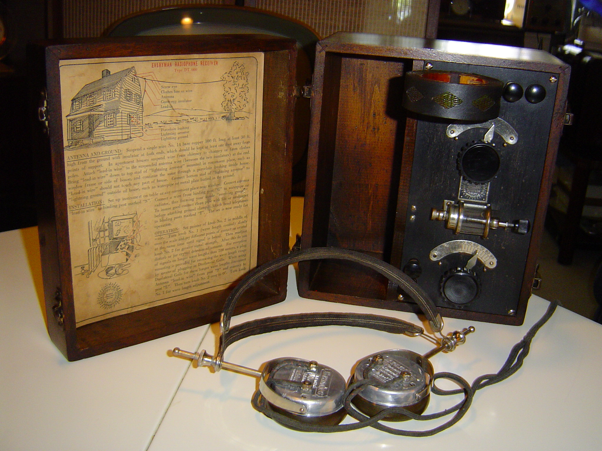 1922 Deforest Everyman Radiophone DT600.JPG