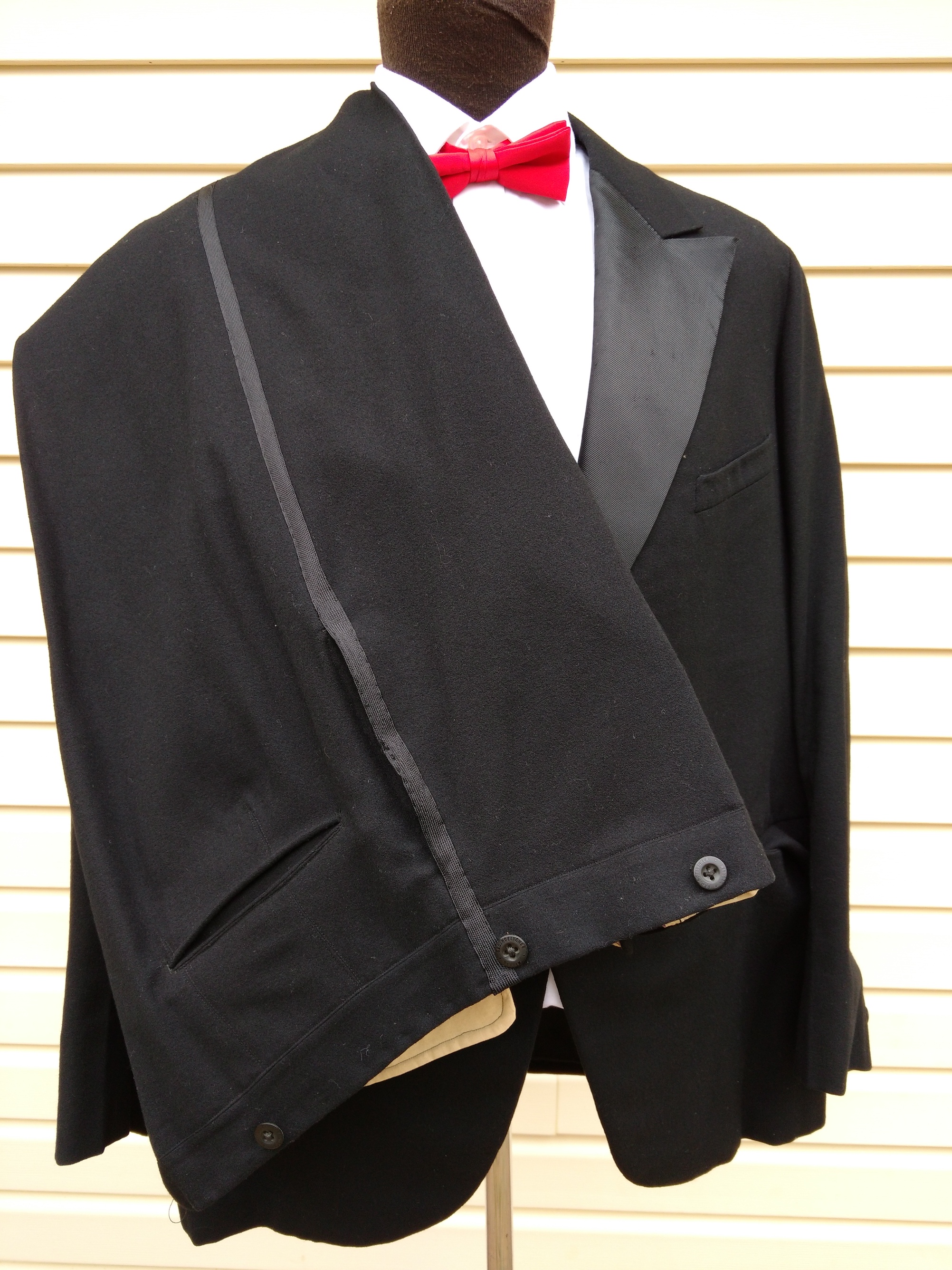 1930 _ vintage tuxedo _ geo hoelscher _ german _ berlin _ kitchener ontario _ 16.jpg