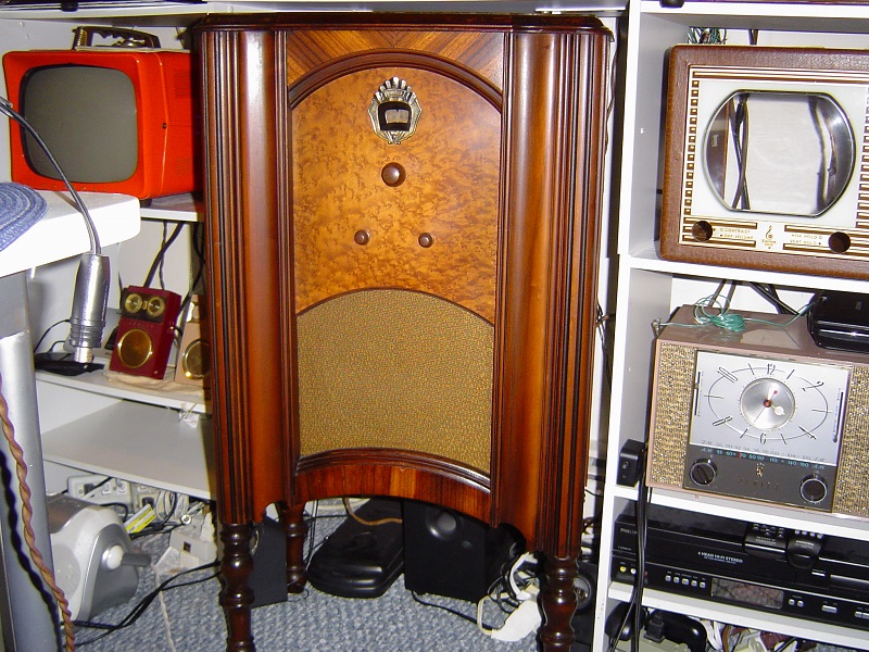 1930 Philco 20 Baby Grand.JPG