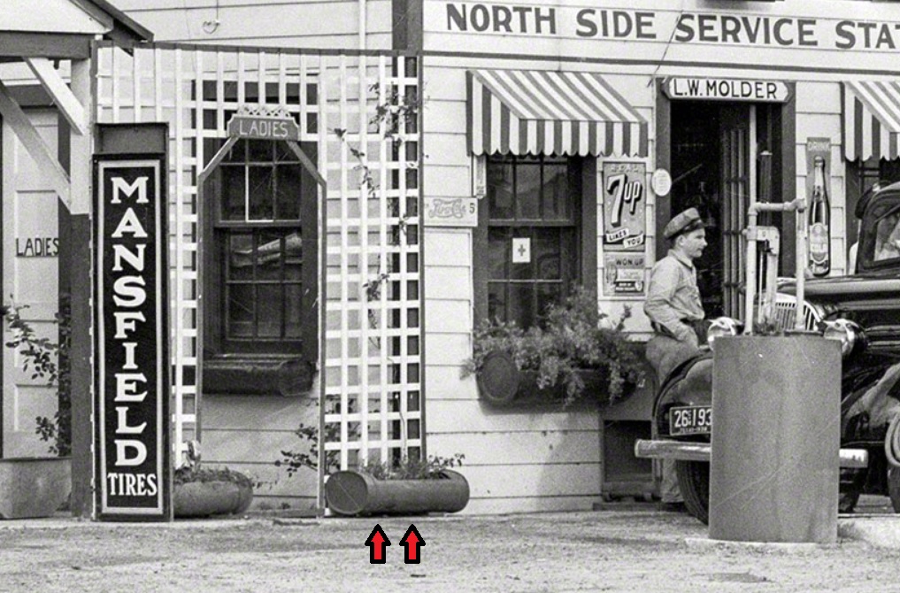 1939 Model T tank planter.jpg