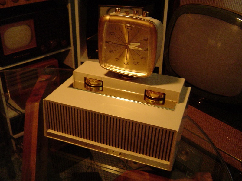 1959 Philco H765.JPG