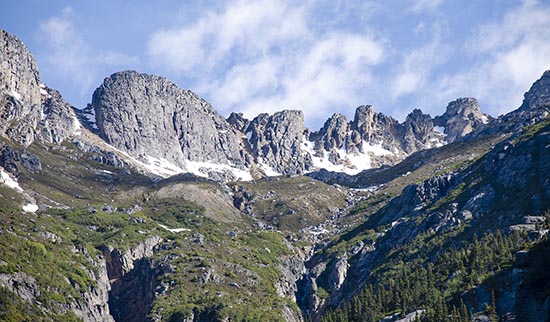 19Jun18 Skagway mountains 550x.jpg