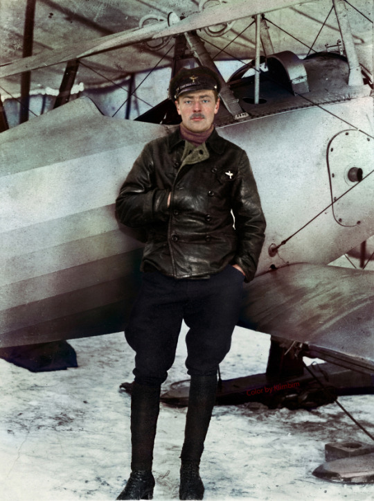 1ninetymiles54X9H1szkmvlo1_540UNKNOWN RUSSIAN PILOT, WWI.jpg