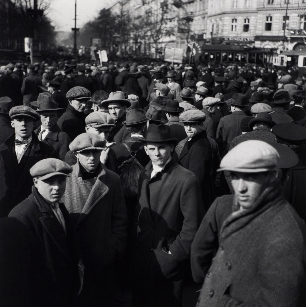 2-unemployed-workers_-demonstration-vienna-web.jpg