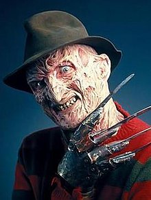 220px-Freddy_Krueger_(Robert_Englund).jpg