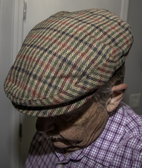 27Sep21 Shandon Tweed Ivy Cap crown 550x.jpg