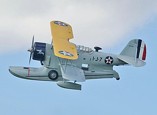 320px-Grumman_J2F-6_Duck_Candy_Clipper_BuNo_33549_N1214N_1st_Pass_10_15thAnny_FOF_28Nov2010_(c...jpg