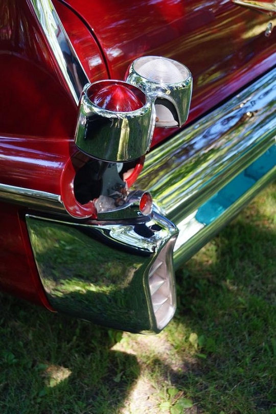 57_Cadillac_Gas_Cap_Loc.jpg