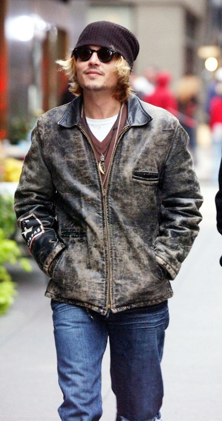 928981fae29e83f1c3dc9c8bb61b689e--johnny-depp-jacket.jpg