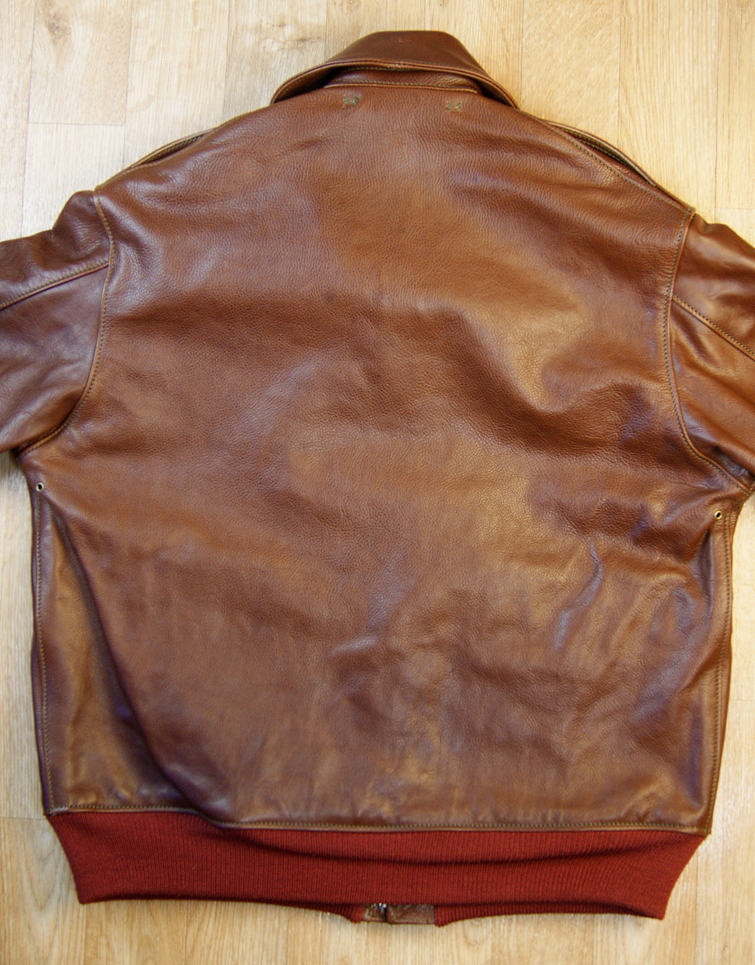 Aero 38-1711 A-2 Russet Vicenza Horsehide back.jpg