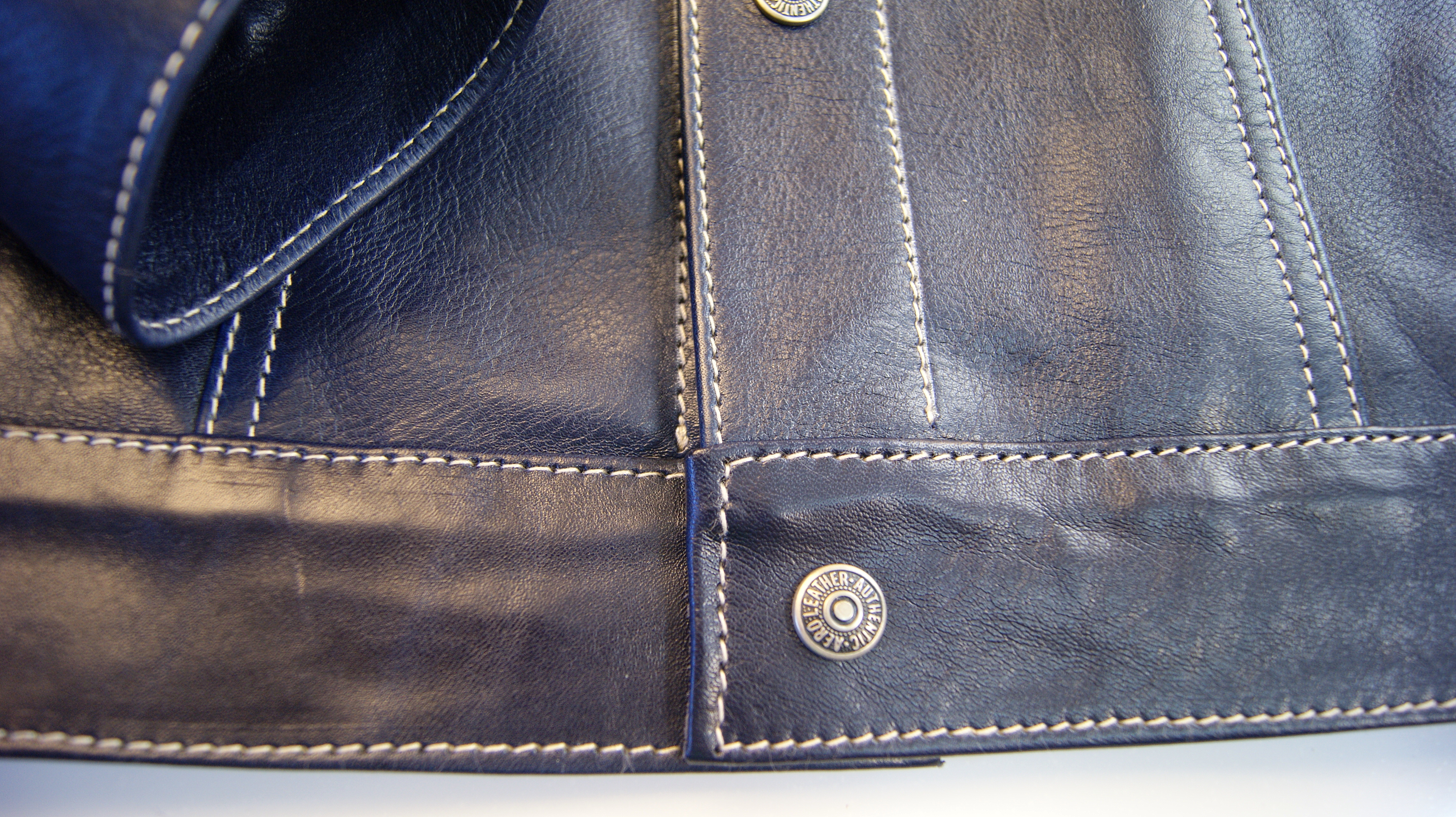 Aero 557XX Blue Vicenza Horsehide EDN8 Bottom Hem.jpg