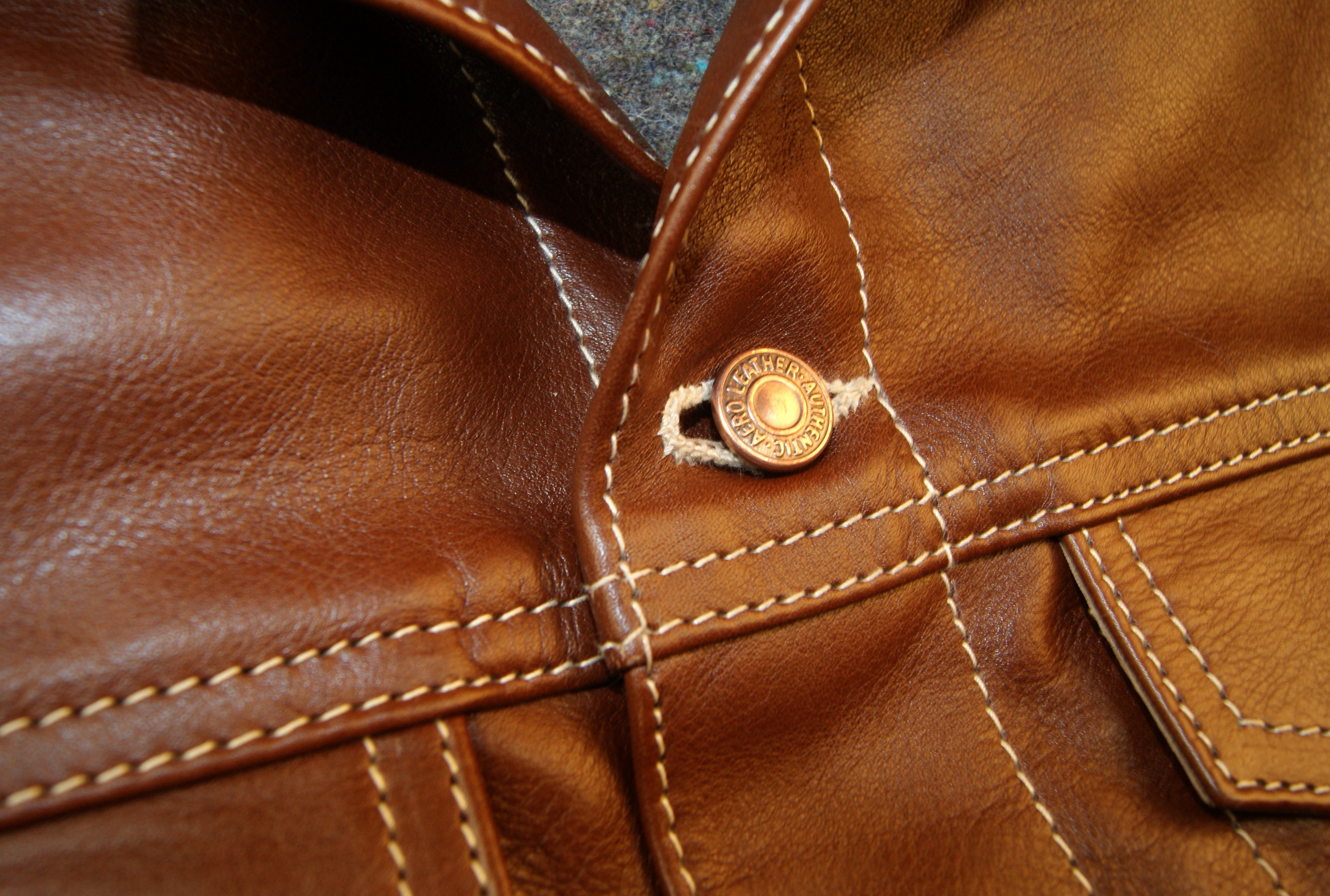 Aero 557XX Russet Vicenza Horsehide JB2 button.jpg