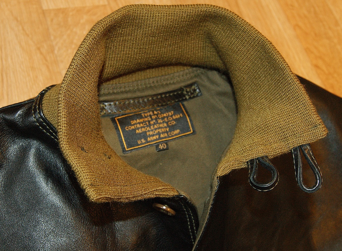 Aero A-1 Black Vicenza Horsehide collar.jpg