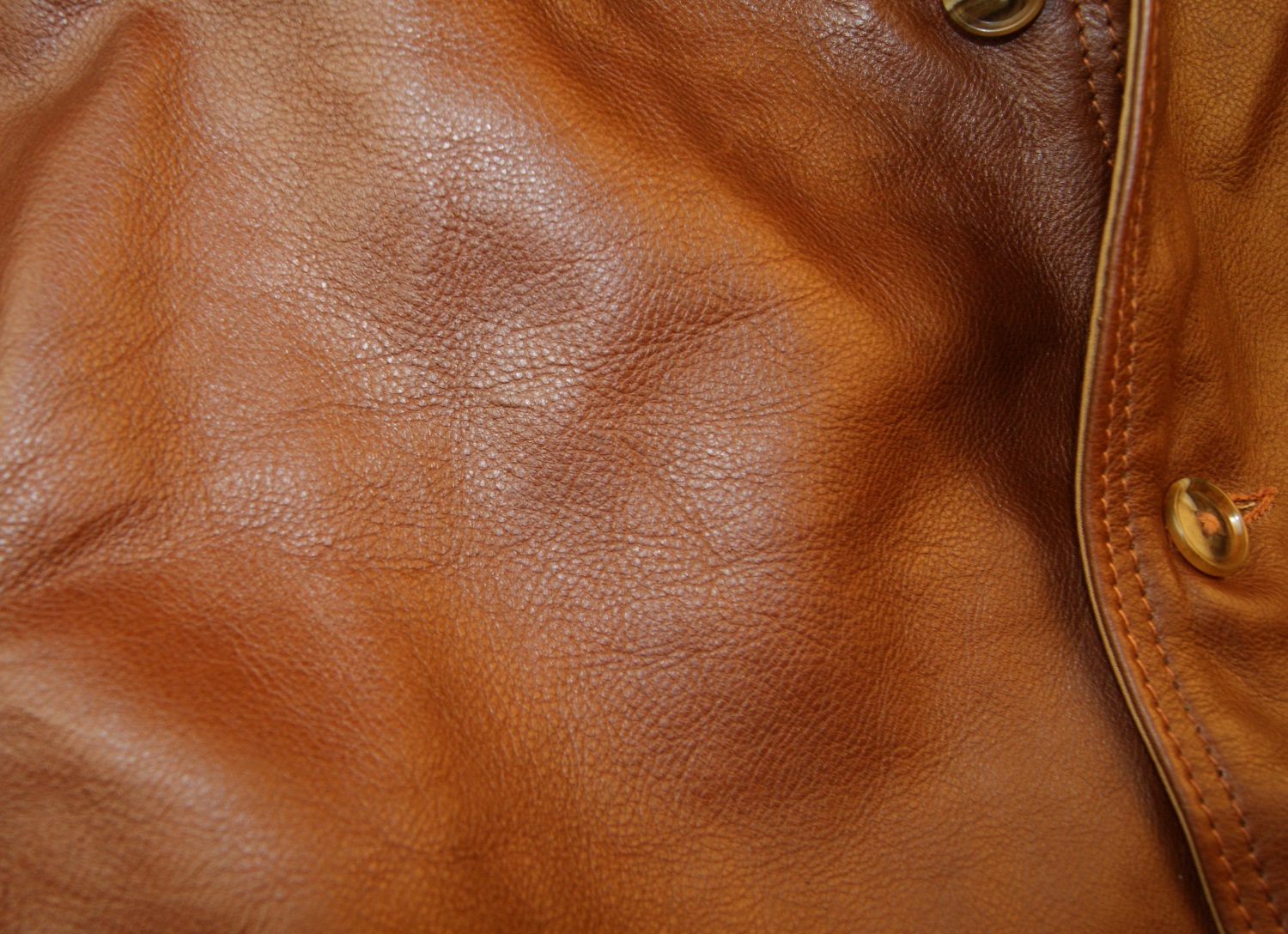 Aero A-1 Russet Vicenza Horsehide LER1 chest grain.jpg