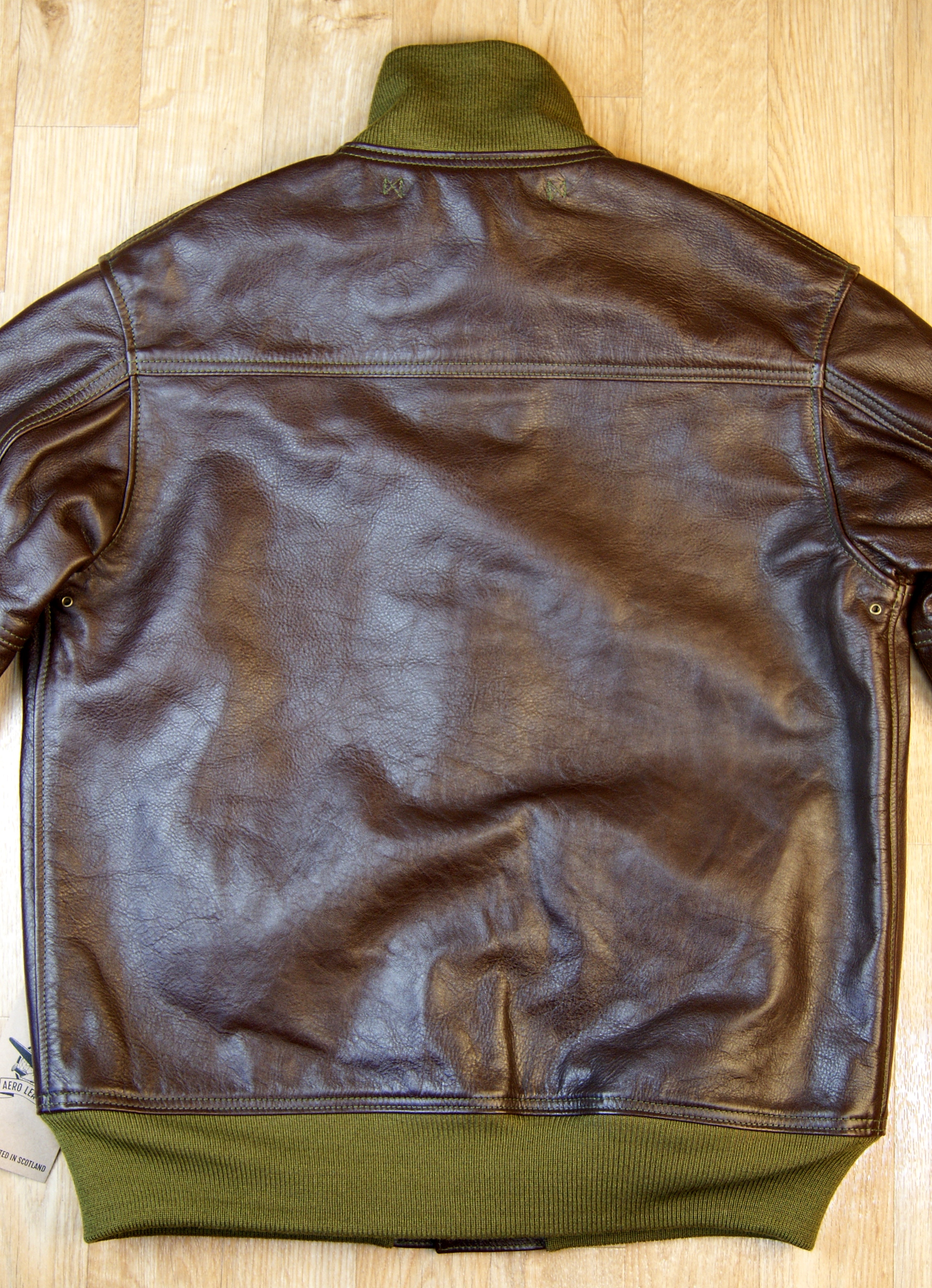 Aero A-1 Seal Vicenza Horsehide 5NK back.jpg