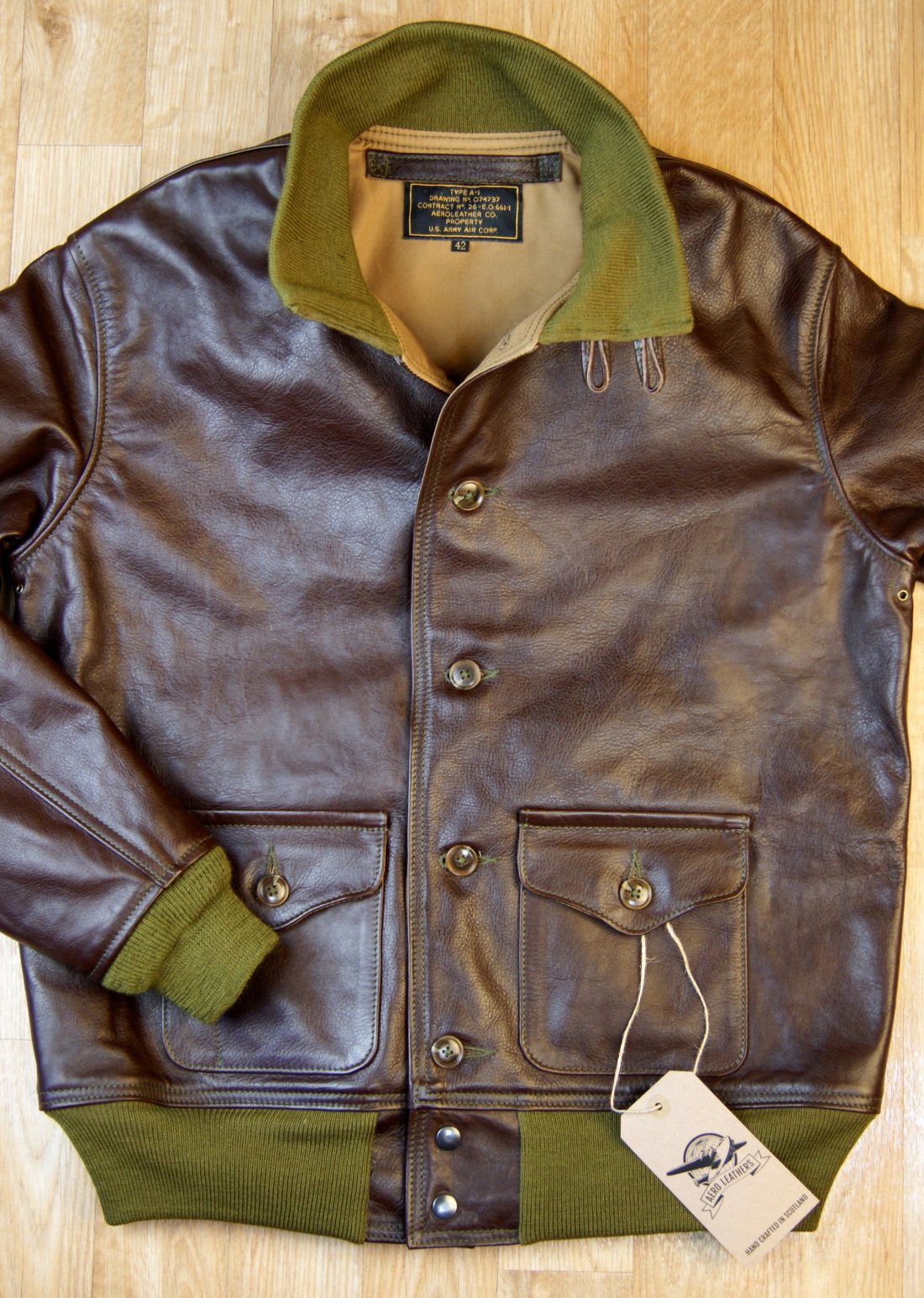 Aero A-1 Seal Vicenza Horsehide 5NK front.jpg