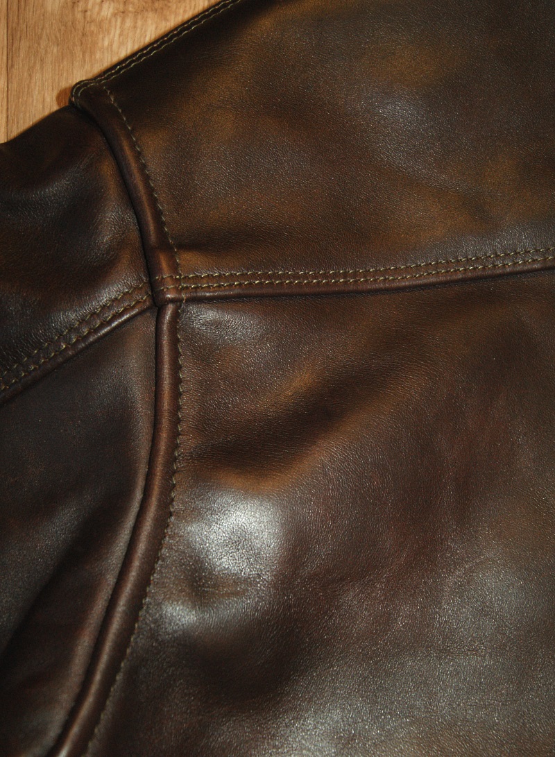 Aero A-1 Tumbled Brown FQHH size 46 shoulder grain.jpg