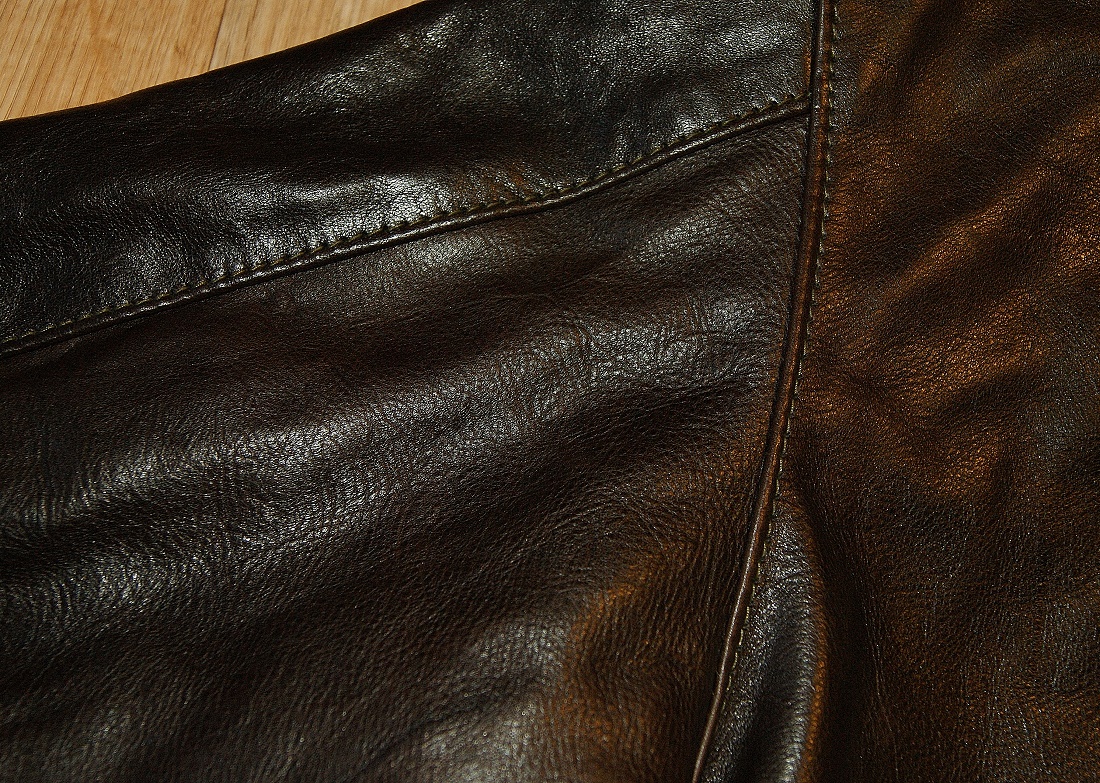 Aero A-2 15142-P Dark Seal Vicenza Horsehide sleeve grain.jpg