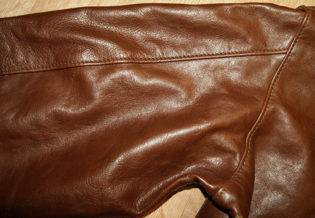 Aero A-2 18775 Russet Vicenza Horsehide F2M sleeve grain.jpg