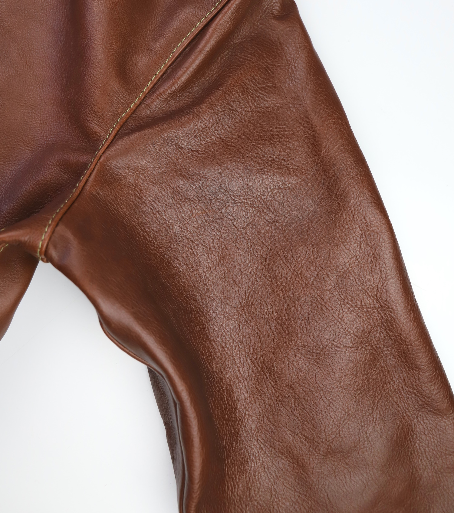 Aero A-2 18775 Russet Vicenza Horsehide UR8 sleeve grain.jpg