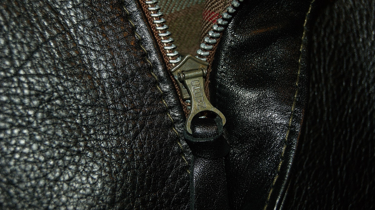 Aero A-2 Black Vicenza Horsehide Crown puller.jpg