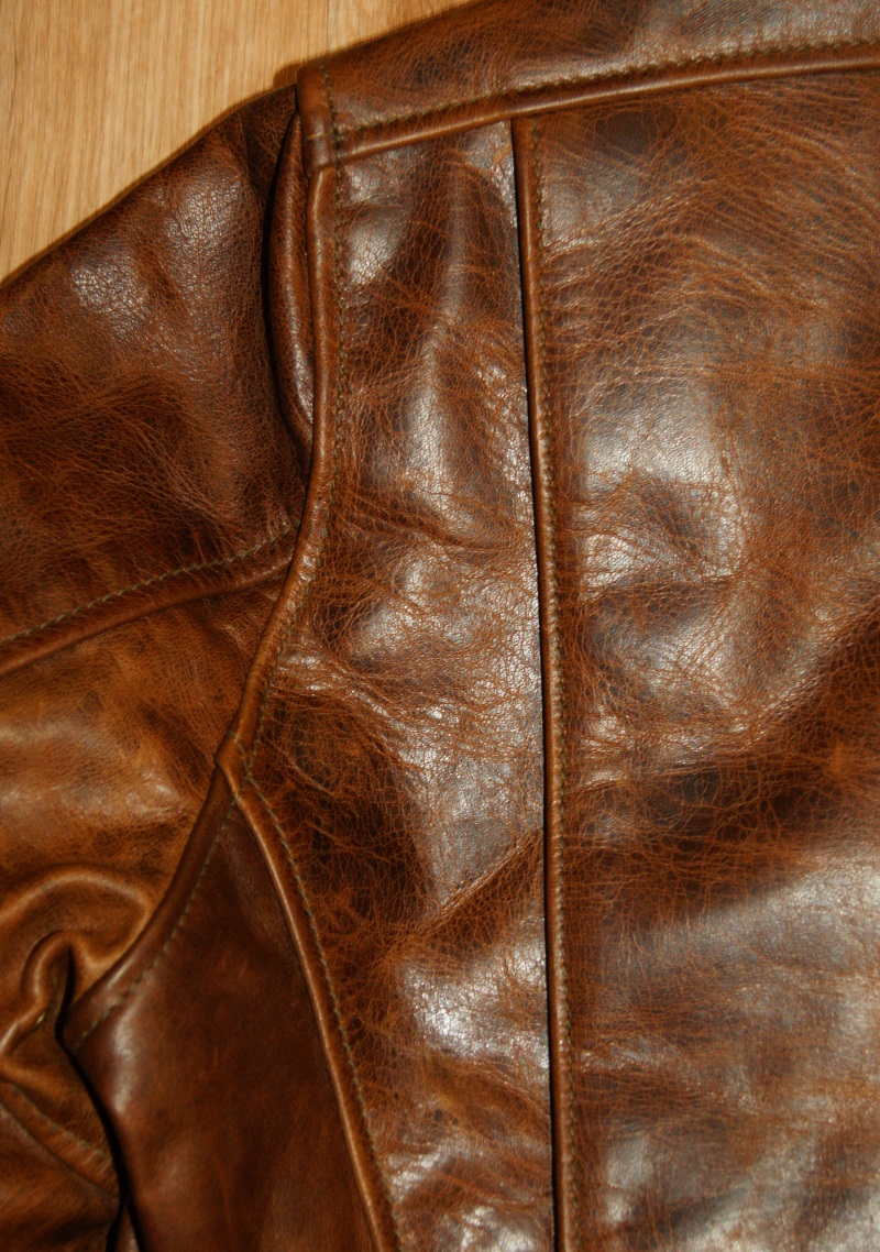 Aero August Battered Tan FQHH VE9 shoulder grain.jpg