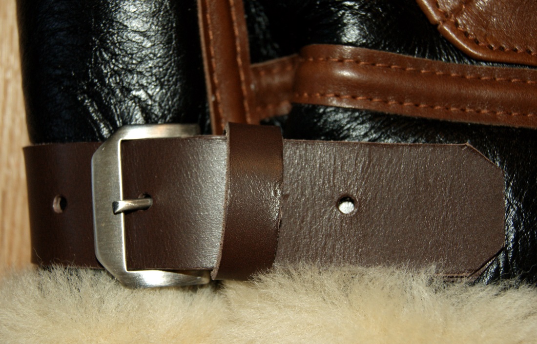 Aero B-3 Seal Brown Shearling Russet Vicenza trim size 42 side buckle.jpg