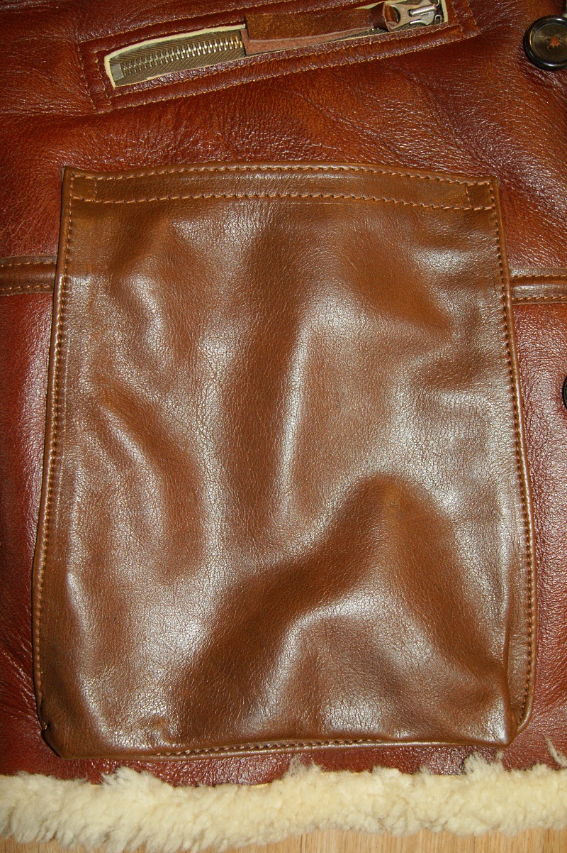 Aero B-7 Redskin Shearling cargo pocket.jpg