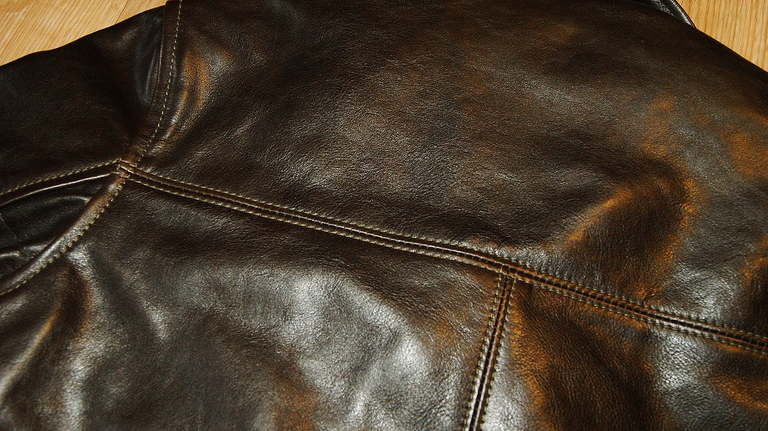 Aero Barnstormer Dark Seal Vicenza Horsehide yoke grain smaller.jpg