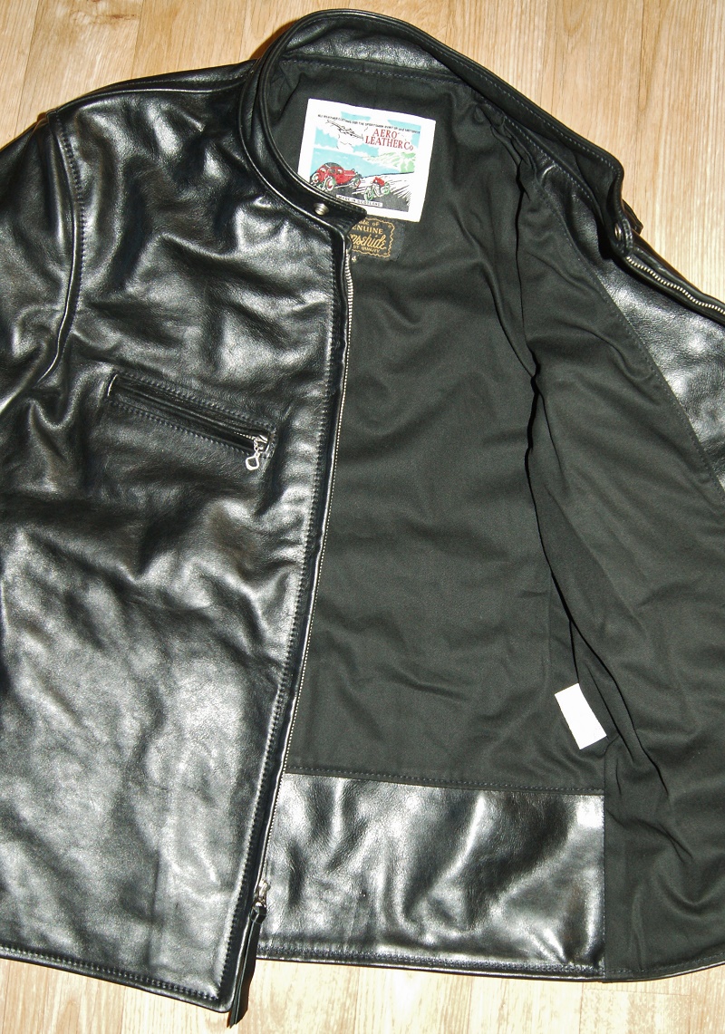 Aero Board Racer Black Vicenza Horsehide 44 lining.jpg