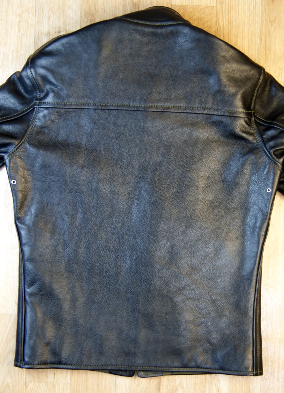 Aero Board Racer Black Vicenza Horsehide DB2 back.jpg