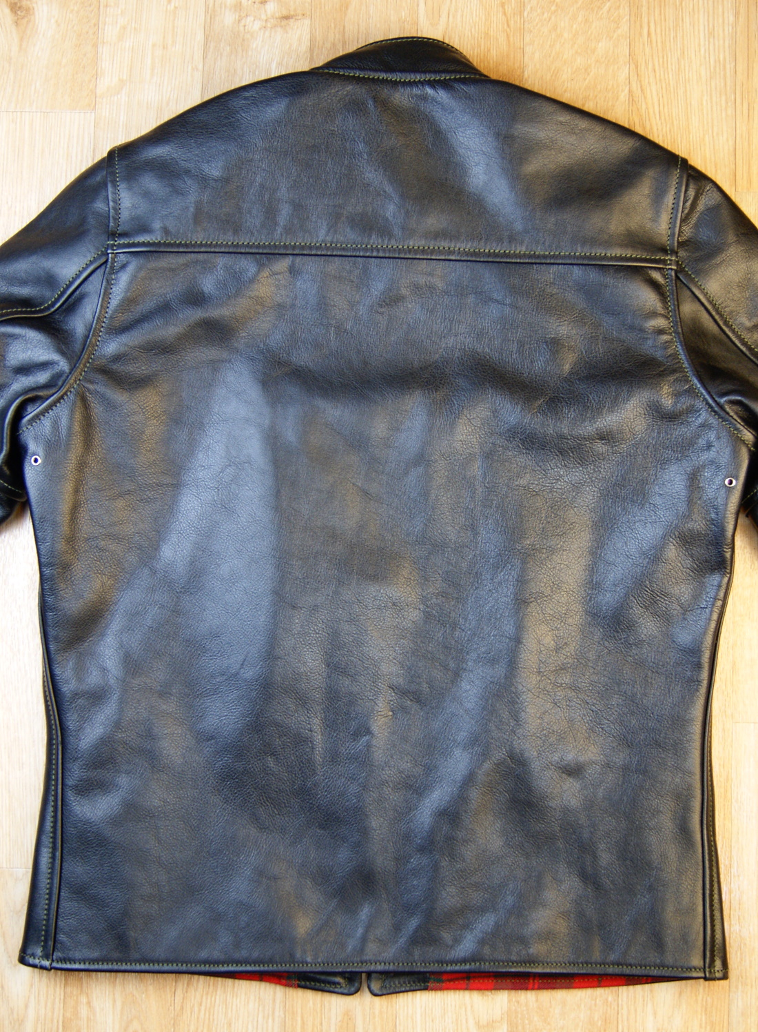 Aero Board Racer Black Vicenza Horsehide FE6 back.jpg