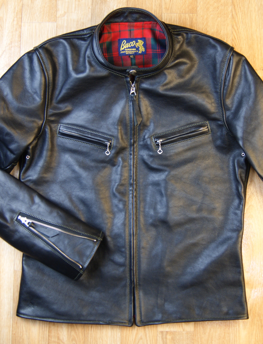 Aero Board Racer Black Vicenza Horsehide FE6 front.jpg