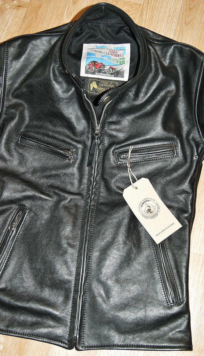 Aero Board Racer Black Vicenza Horsehide front.jpg