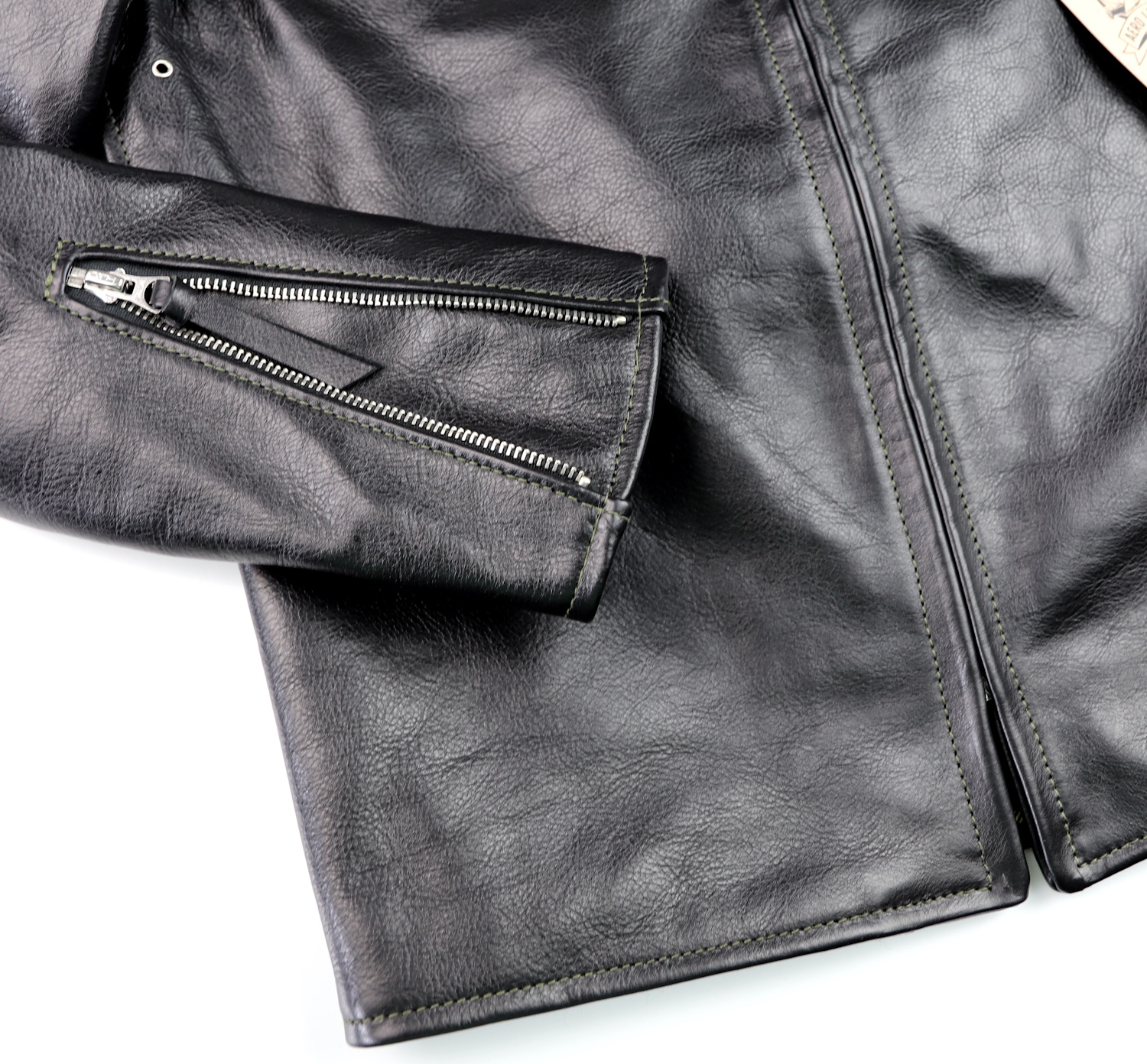 Aero Board Racer Black Vicenza Horsehide UC6 sleeve zipper.jpg