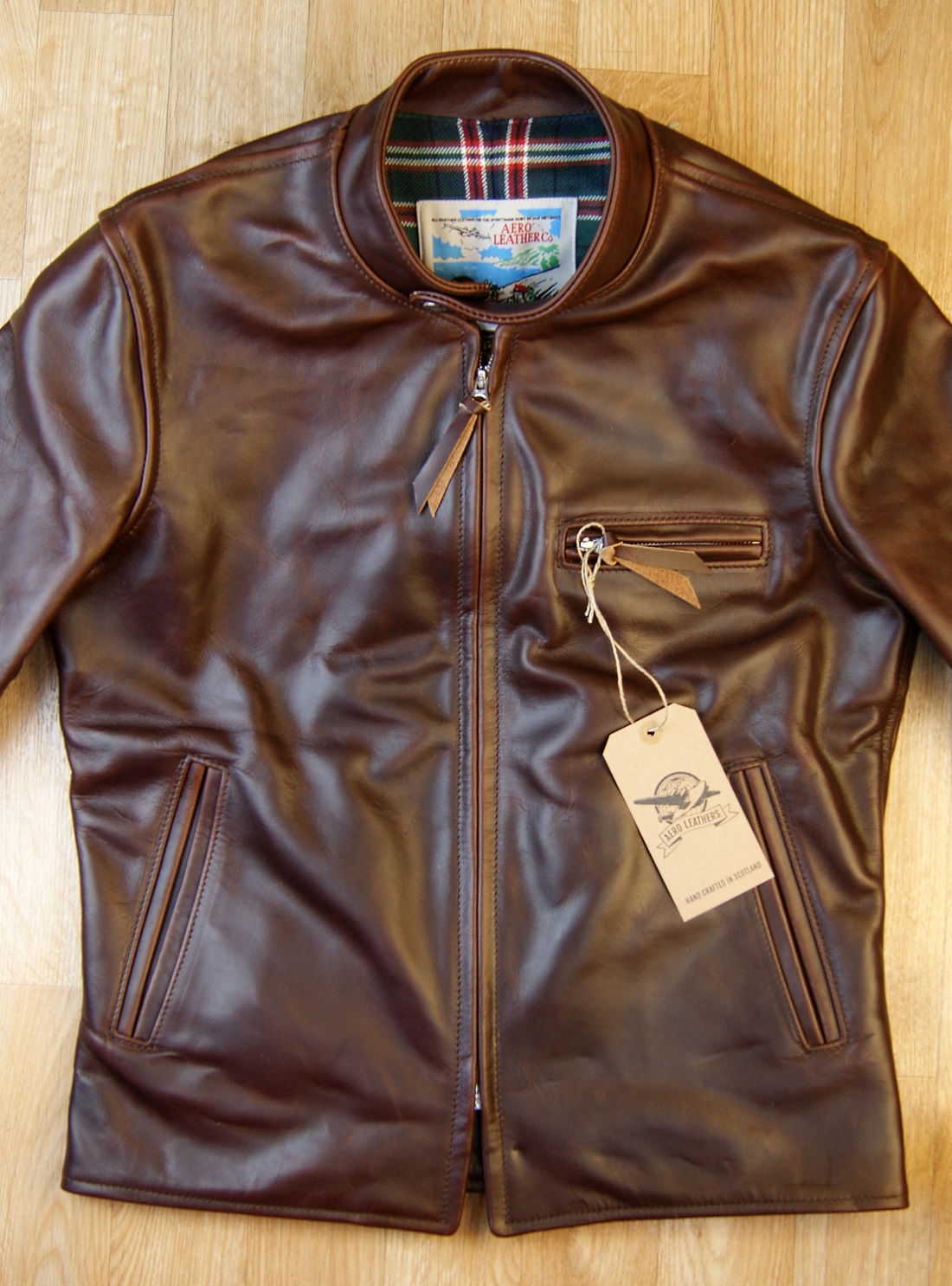 Aero Board Racer Brown CXL Steerhide JW5 front.jpg