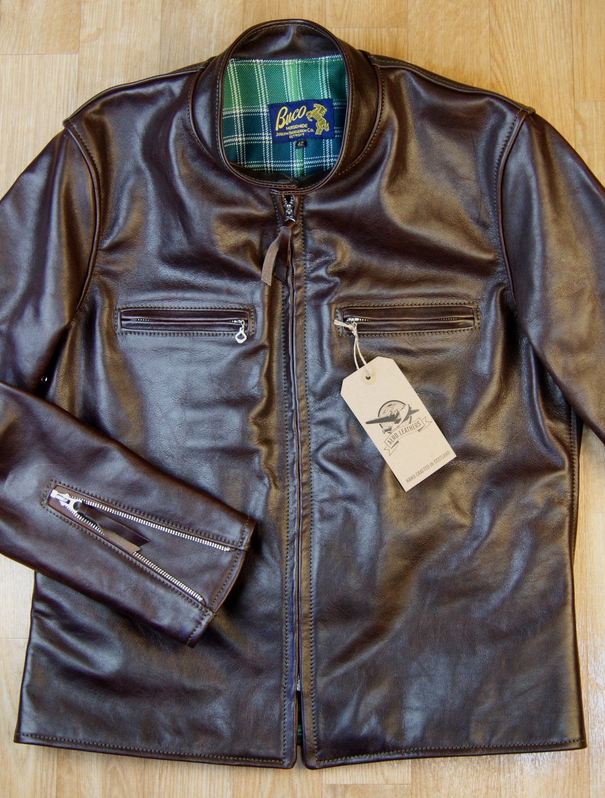 Aero Board Racer Dark Seal Vicenza Horsehide UCS5 front.jpg