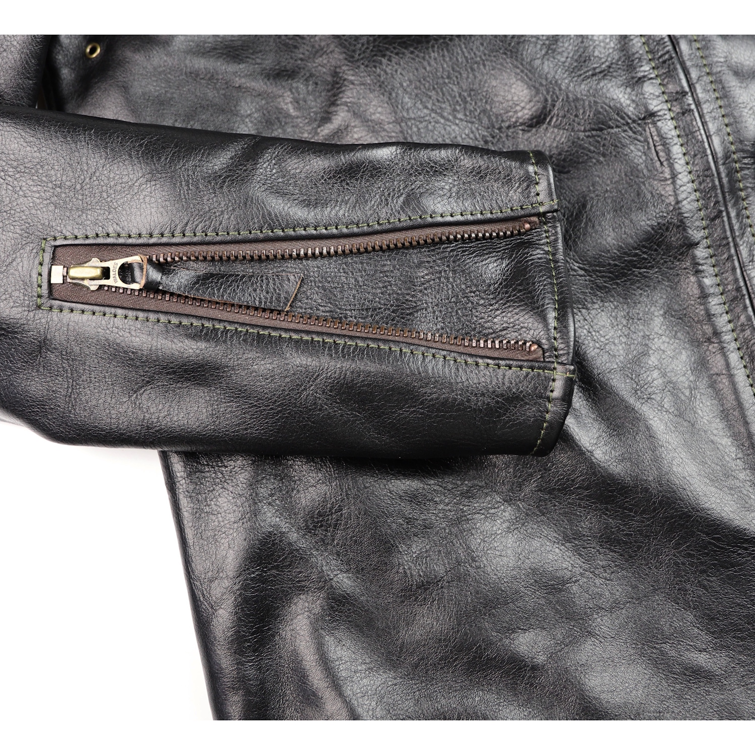 Aero Board Racer J100 Blackened Brown Vicenza horsehide 6XH sleeve zipper IG square.jpg