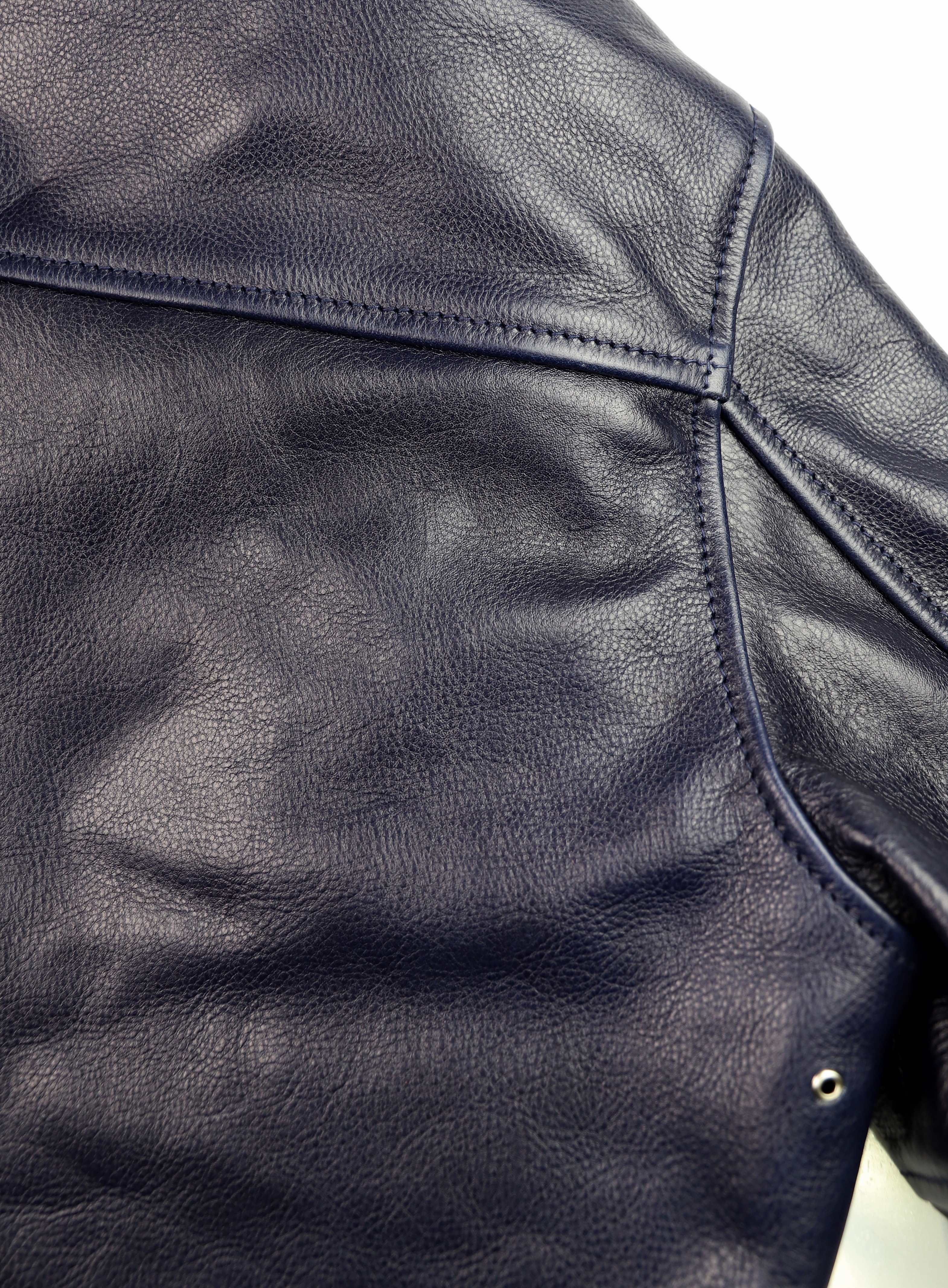 Aero Board Racer Navy Blue Vicenza GQB shoulder seam.jpg