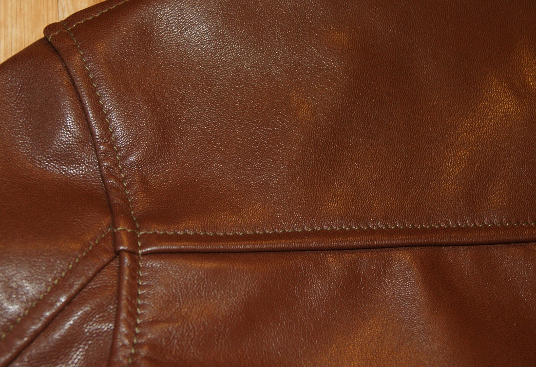 Aero Board Racer Russet Goatskin yoke grain.jpg