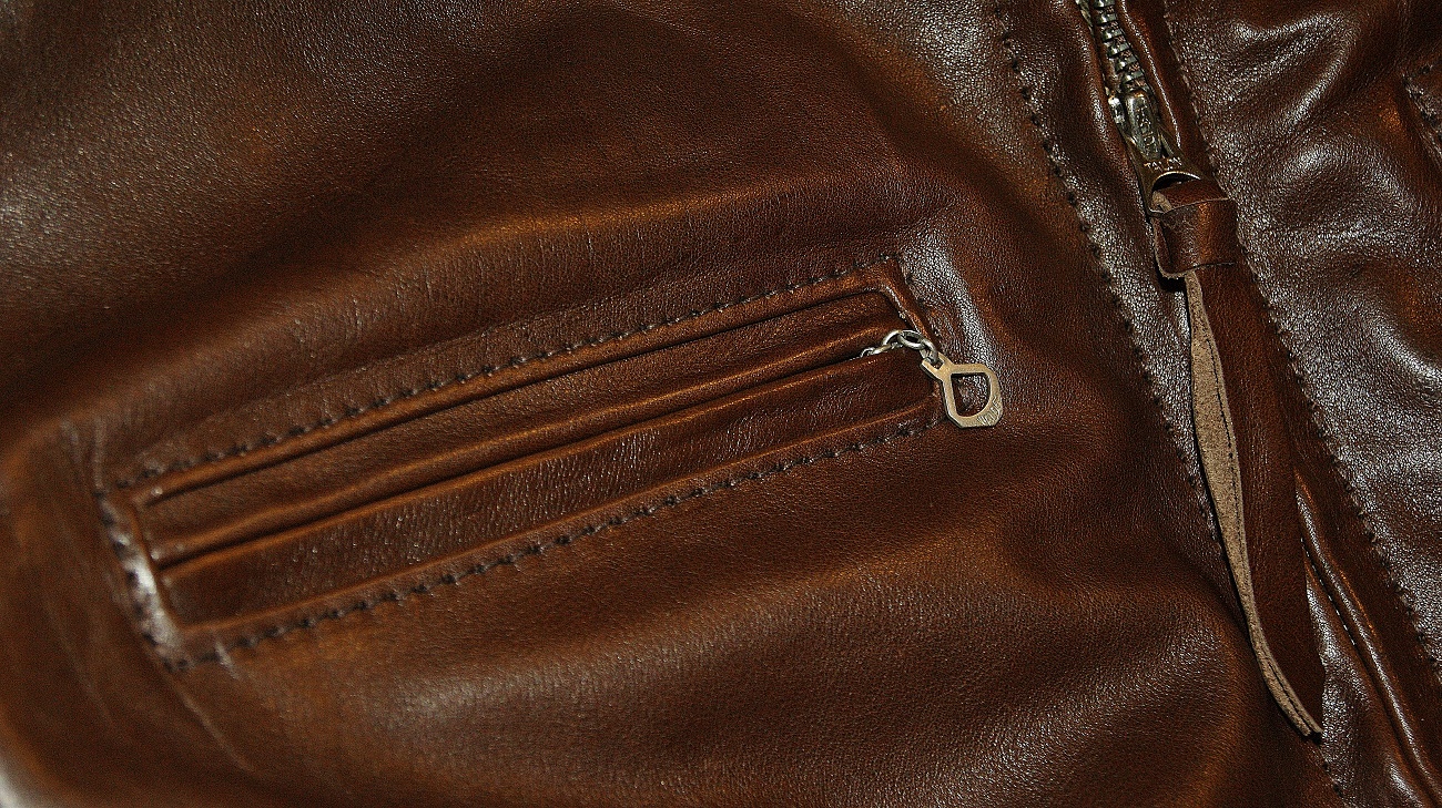 Aero Board Racer Seal Vicenza Horsehide chest pocket.jpg