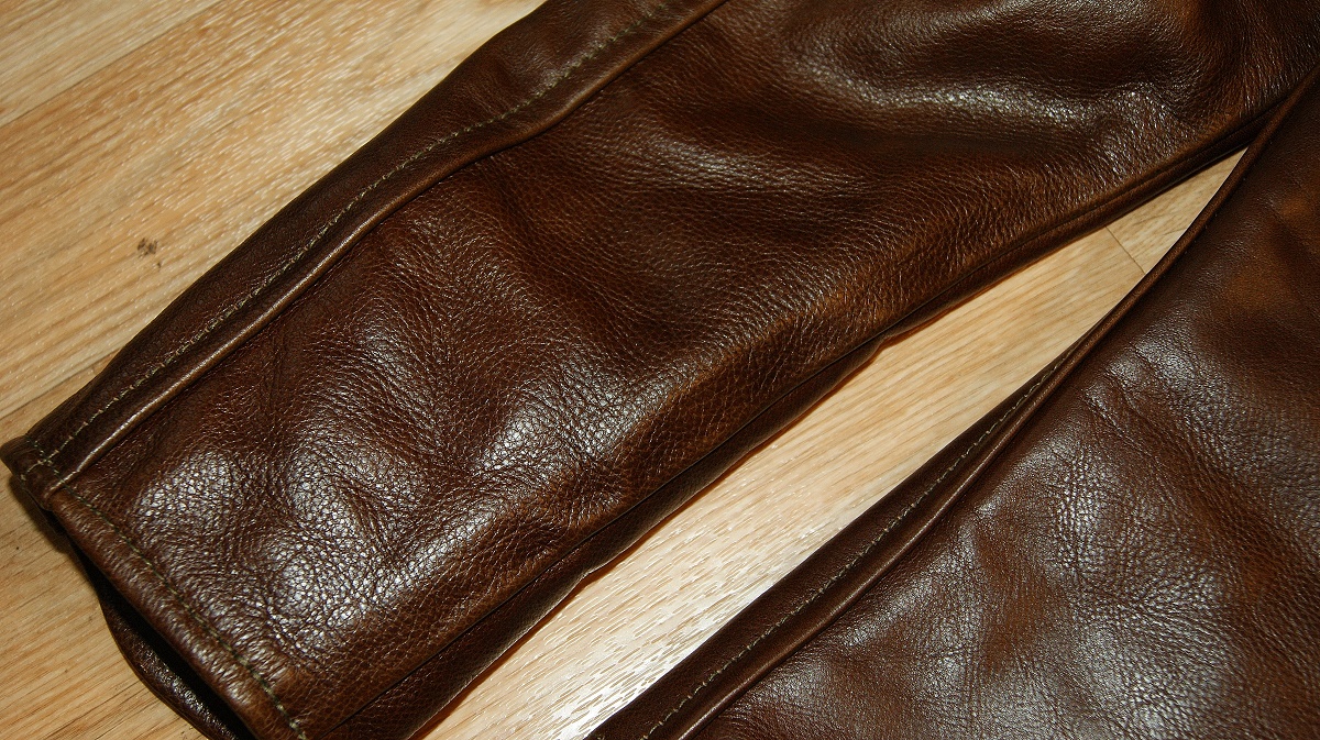 Aero Board Racer Seal Vicenza Horsehide sleeve grain.jpg