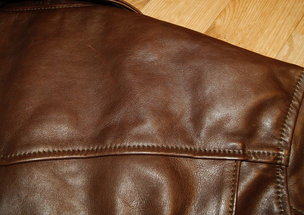 Aero Bootlegger Seal Vicenza Horsehide shoulder.jpg