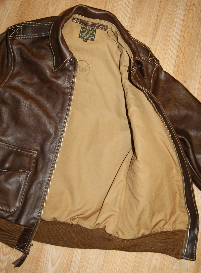 Aero Bronco Seal Vicenza Horsehide 7M3 lining.jpg