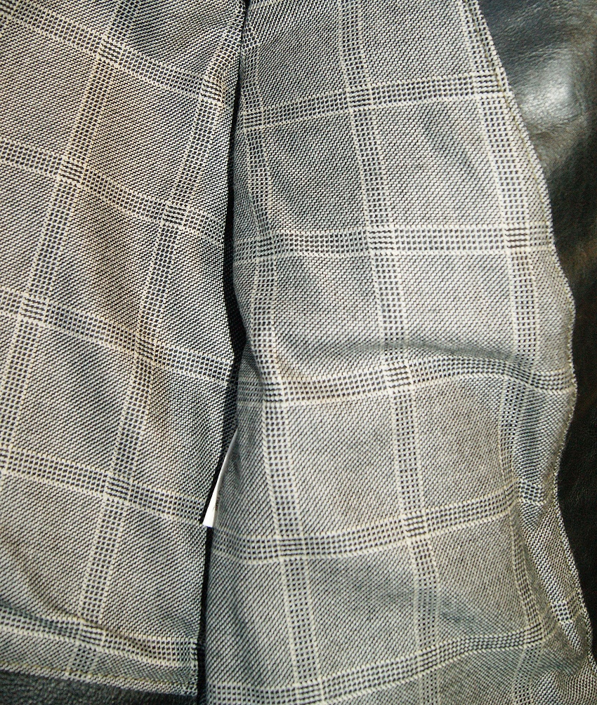 Aero Buco Board Racer Black Vicenza Horsehide Dornoch Check Tweed wool lining close-up.jpg