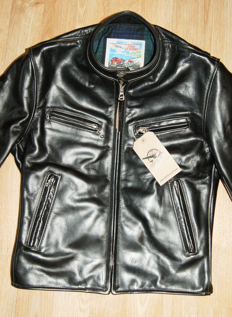 Aero Cafe Racer Black CXL Steerhide 9TE front.jpg