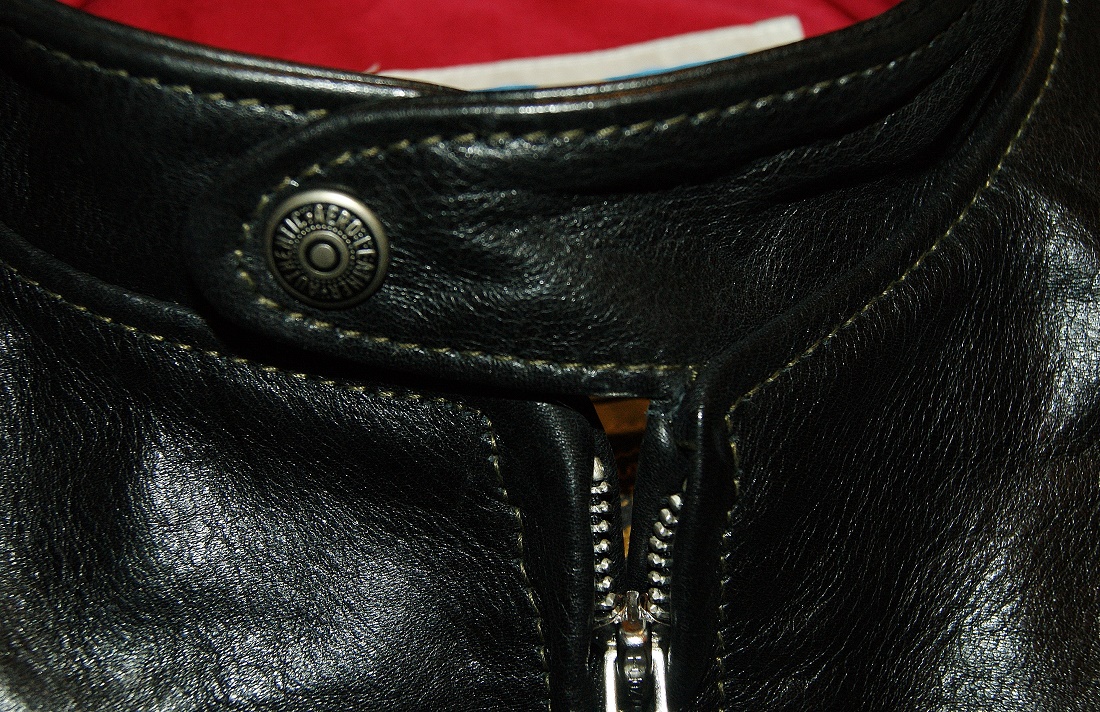 Aero Cafe Racer Black Vicenza Horsehide collar detail.jpg