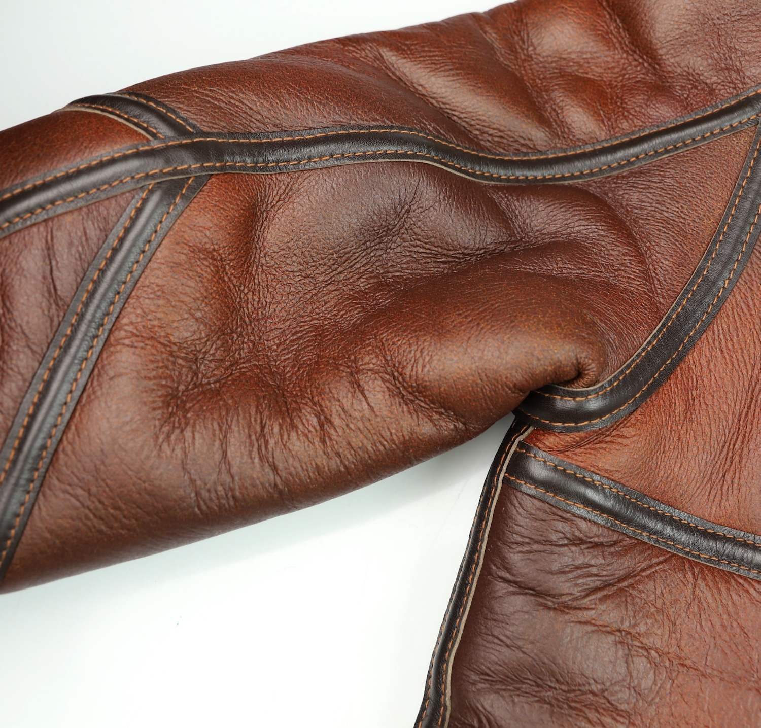 Aero D-1 Redskin Dark Seal Horsehide trim YF4 sleeve trim.jpg