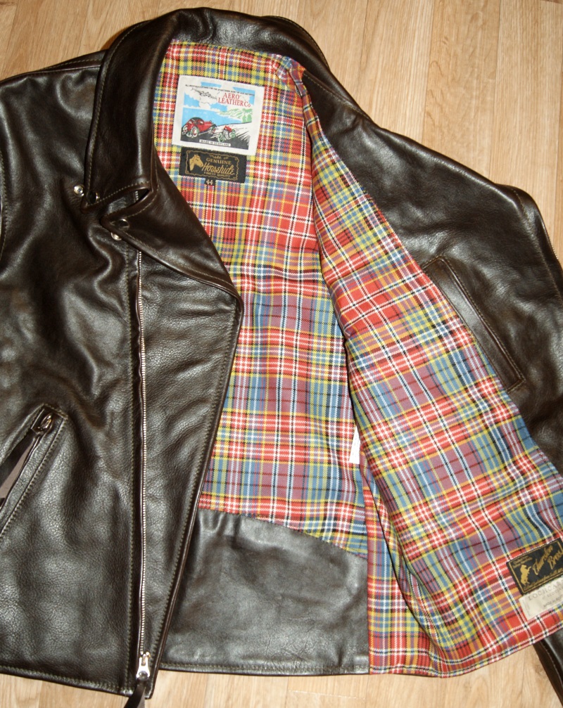 Aero D-Pocket Ridley Dark Seal Vicenza Horsehide 09 44 Drummond of Strathallen Modern tartan.jpg